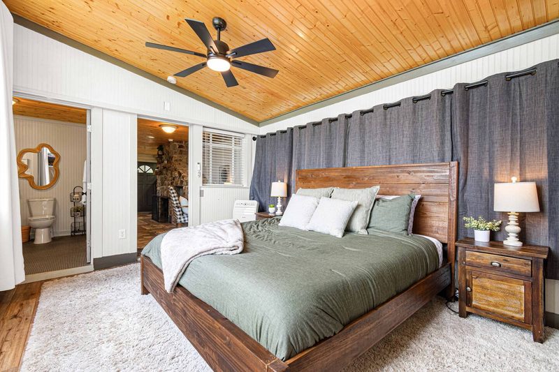 The Grand Cabin — Lower Level photo 22