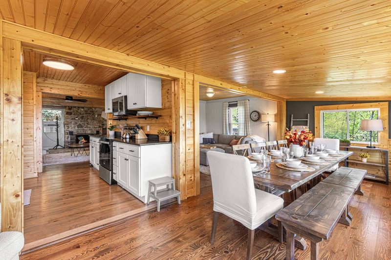 The Grand Cabin — Lower Level photo 10