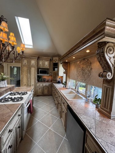 09f9ffc3-e352-4e75-abc1-67b9bfecfb30