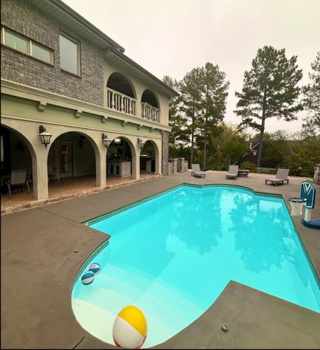 2ed74ab3-bc3b-432f-a7ce-f587be3e91a2