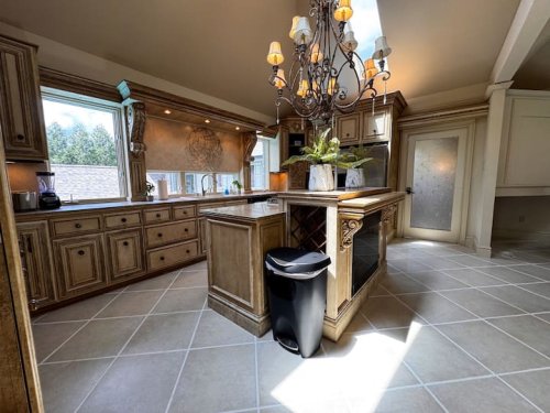 499fb8ee-4942-43b8-a75b-5727b0e0766b