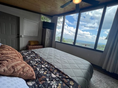 54354b7e-e79c-4402-9443-95ce70179138