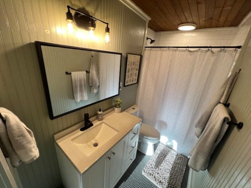 6c038d47-9ee1-461c-b1b2-7b8812ab914a