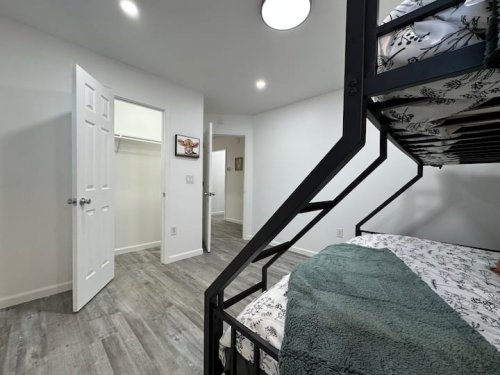 Wicker Branch | LUX Farm SUITE I Bedroom 2