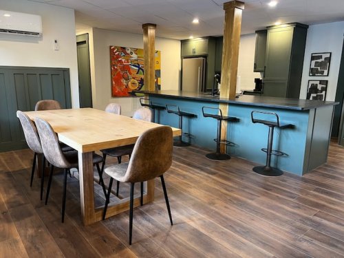 Dining area 2