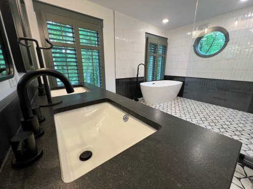 Castle Tower I Full bathroom 1