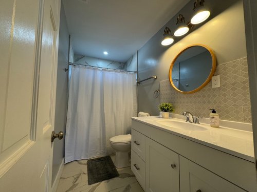 Wicker Branch LUX Farm & Venue I Full bathroom 2