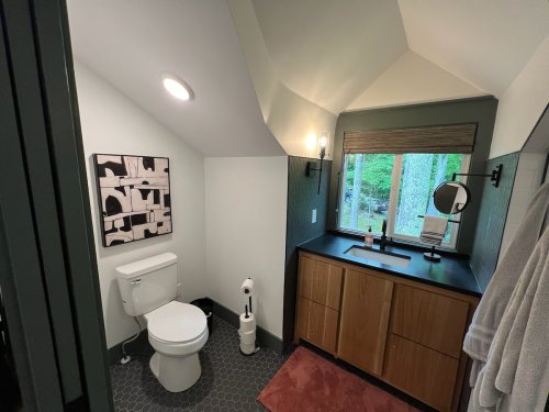 Castle Tower I Full bathroom 2