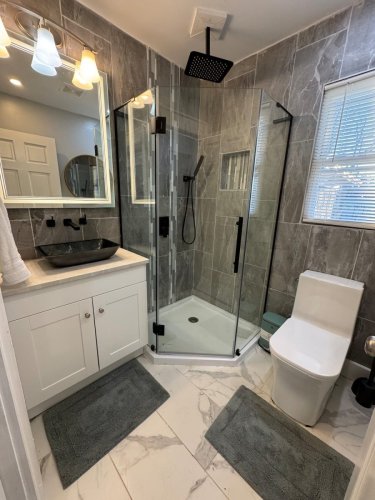 Wicker Branch LUX Farm & Venue I Full bathroom 4