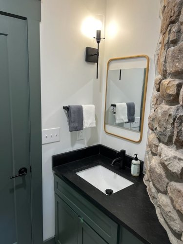 Castle Tower I Full bathroom 4