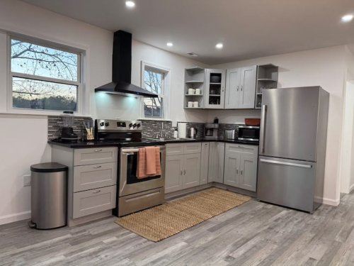 Wicker Branch LUX Farm & Venue I Full Kitchen 2