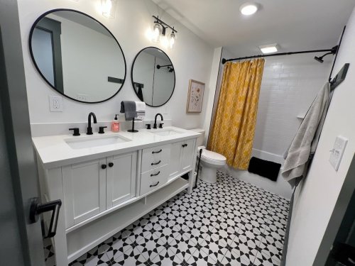 Castle Keep I Full bathroom