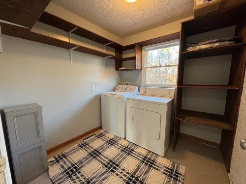 Wicker Branch LUX Farm & Venue I Laundry area