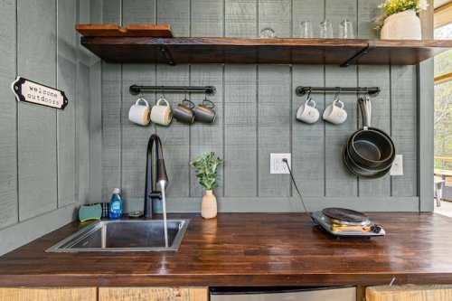 b3d43311-a02a-404b-b2df-2976629cc4b1