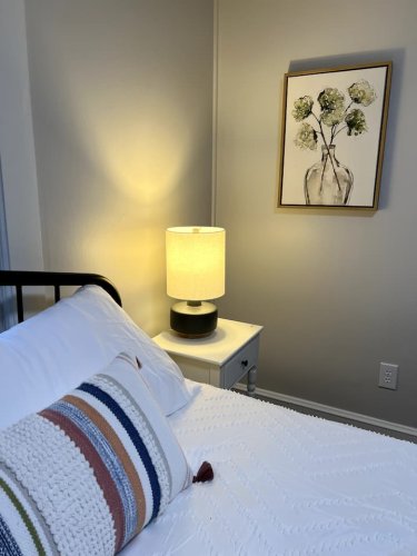 bbe6ef8c-85e4-4d6e-85b6-b5e3df7a065e