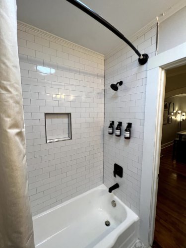 c05579ec-23d3-42b2-95e6-1ffde06e5990