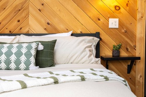 df17f7c7-d0eb-466f-a019-b1d38b6db210