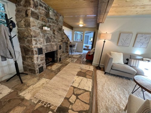 f0bf9932-6b53-4a20-8acf-62de194f08c1